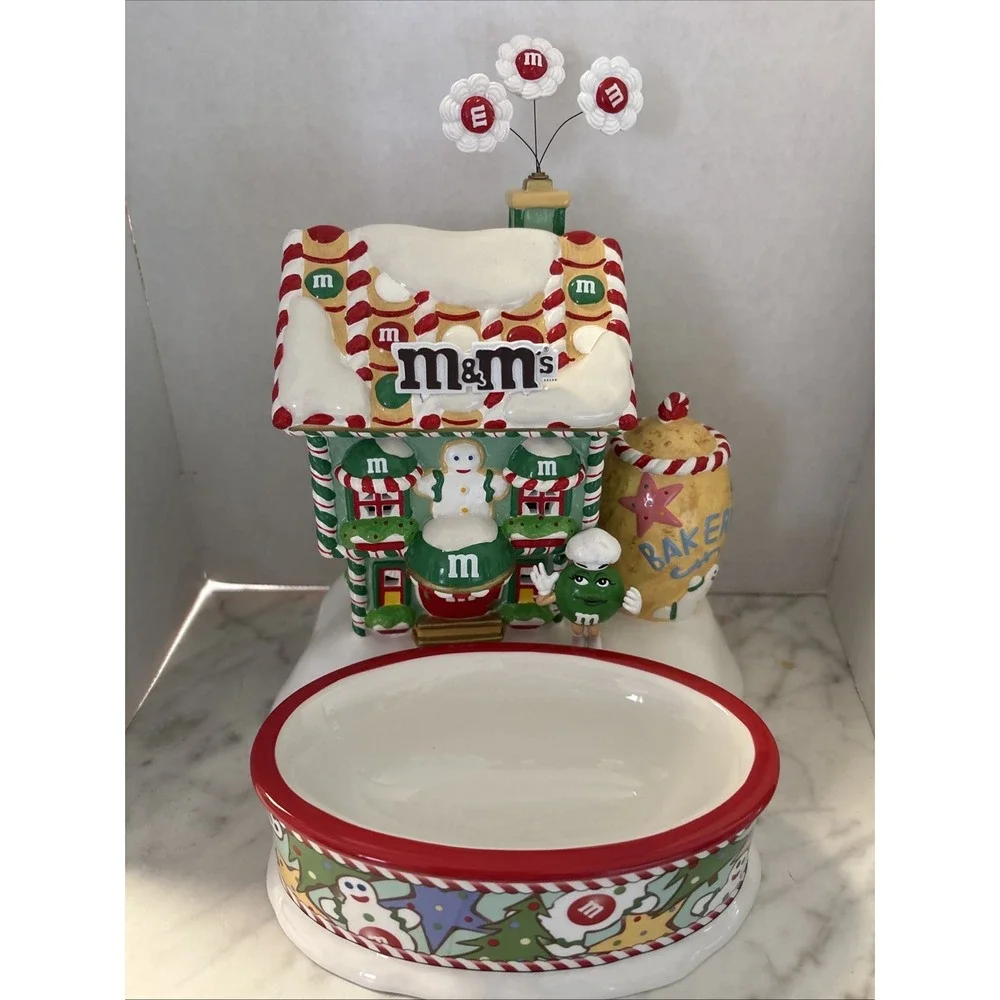 Dept 56 M&M's Christmas Bakery Lighted House Building &‎ Candy Dish With Light